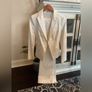Express - Single button white suit